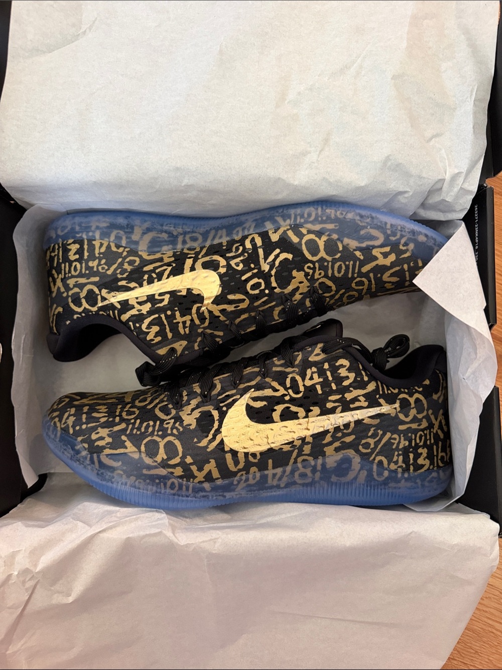 NEW Nike Kobe XI Em Protro